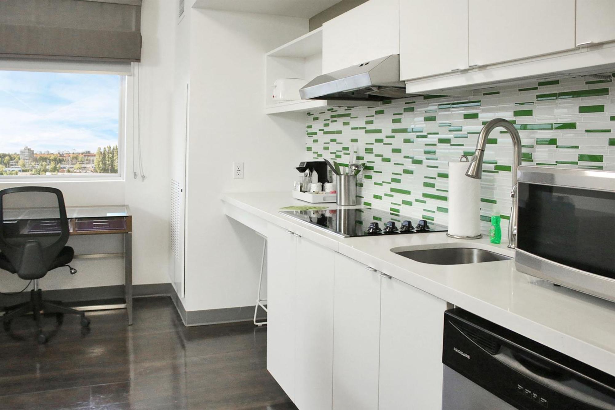 Отель Element Miami Doral Sweetwater Экстерьер фото