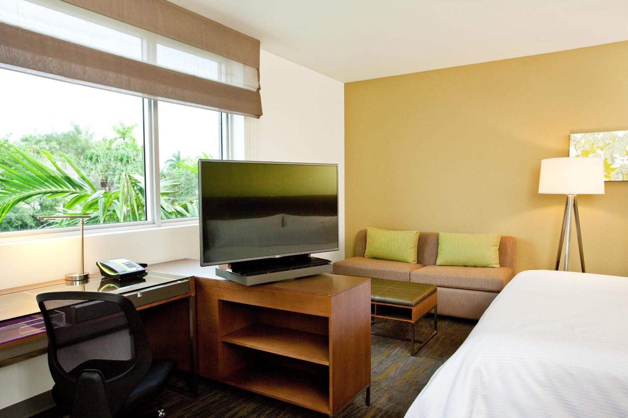 Отель Element Miami Doral Sweetwater Экстерьер фото