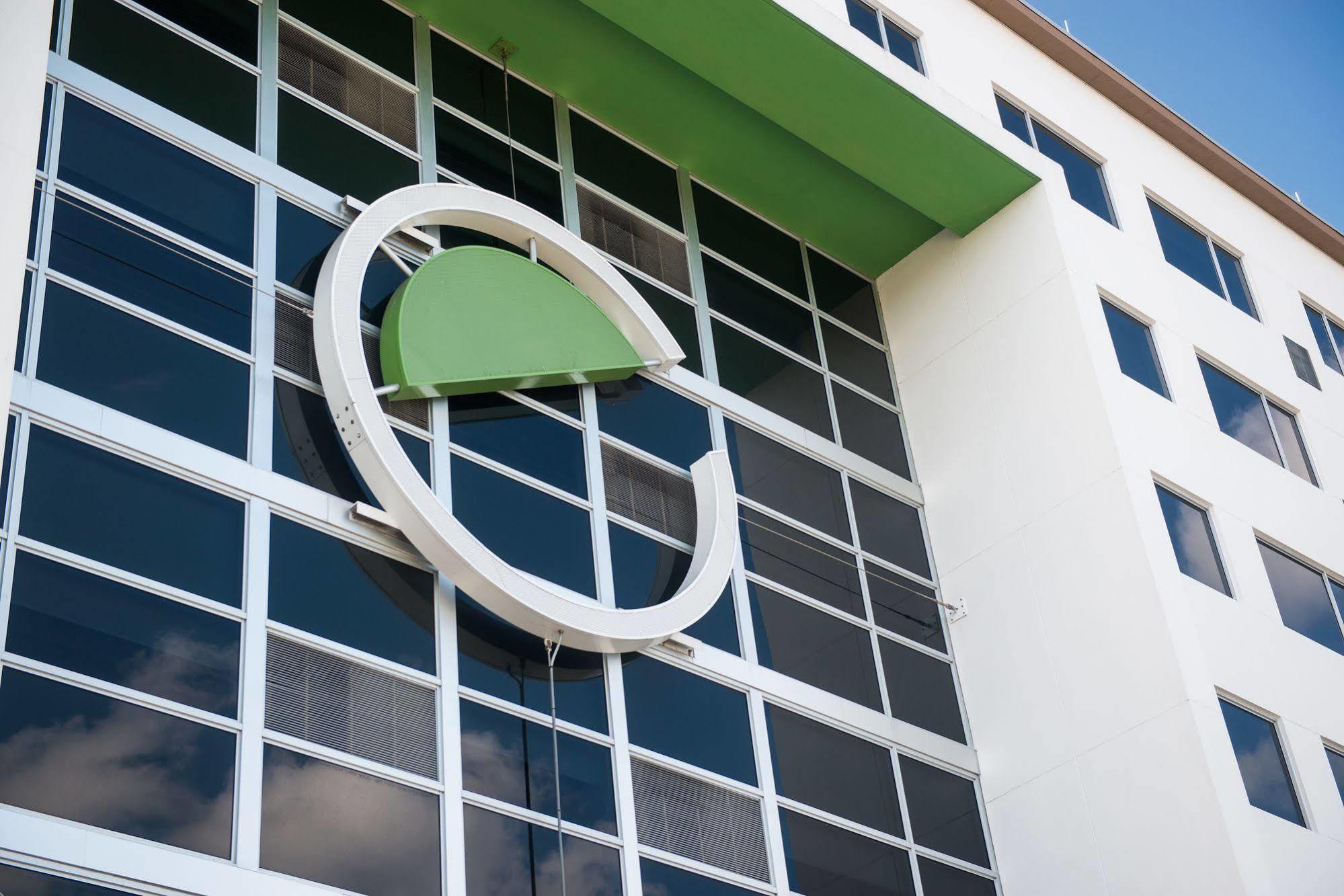 Отель Element Miami Doral Sweetwater Экстерьер фото