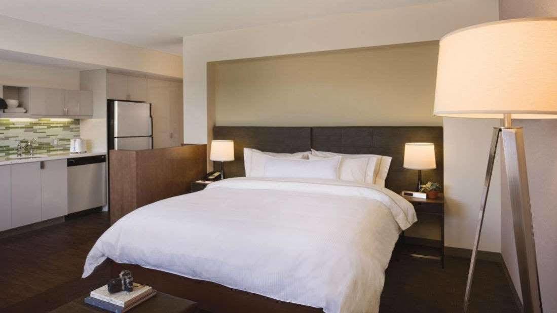 Отель Element Miami Doral Sweetwater Экстерьер фото